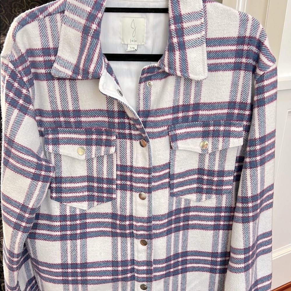 Joie Plaid Button-Up shacket. Blue and purplish pink. Pockets.